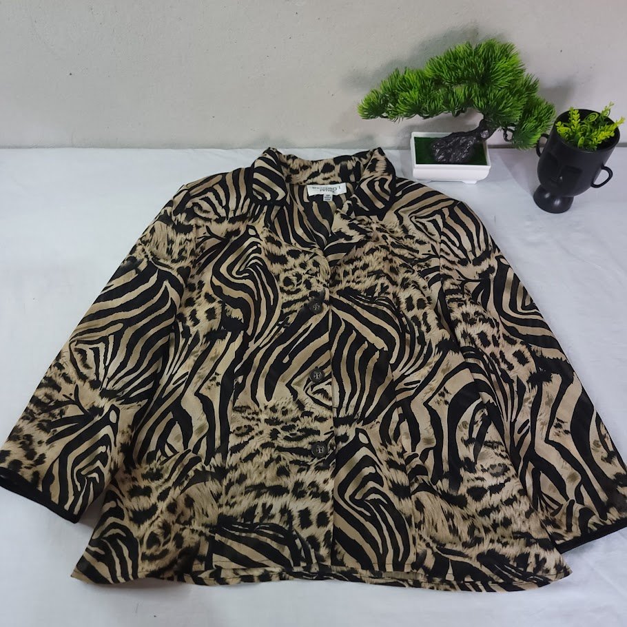 Blusa Animal Print (Cebra & Leopardo) Talla M – Elegante y Única | ¡Envío GRATIS! - Imagen 4