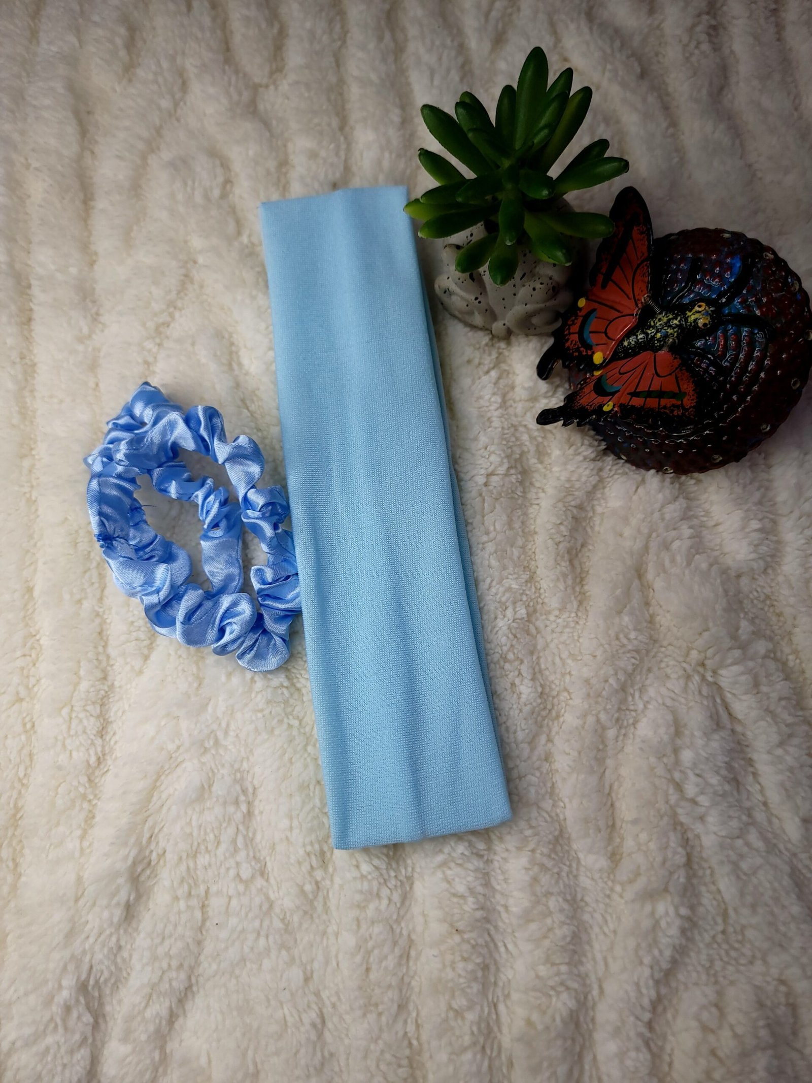 Set de 1 Vincha y 2 Colas para Cabello – 3 Piezas - Imagen 3