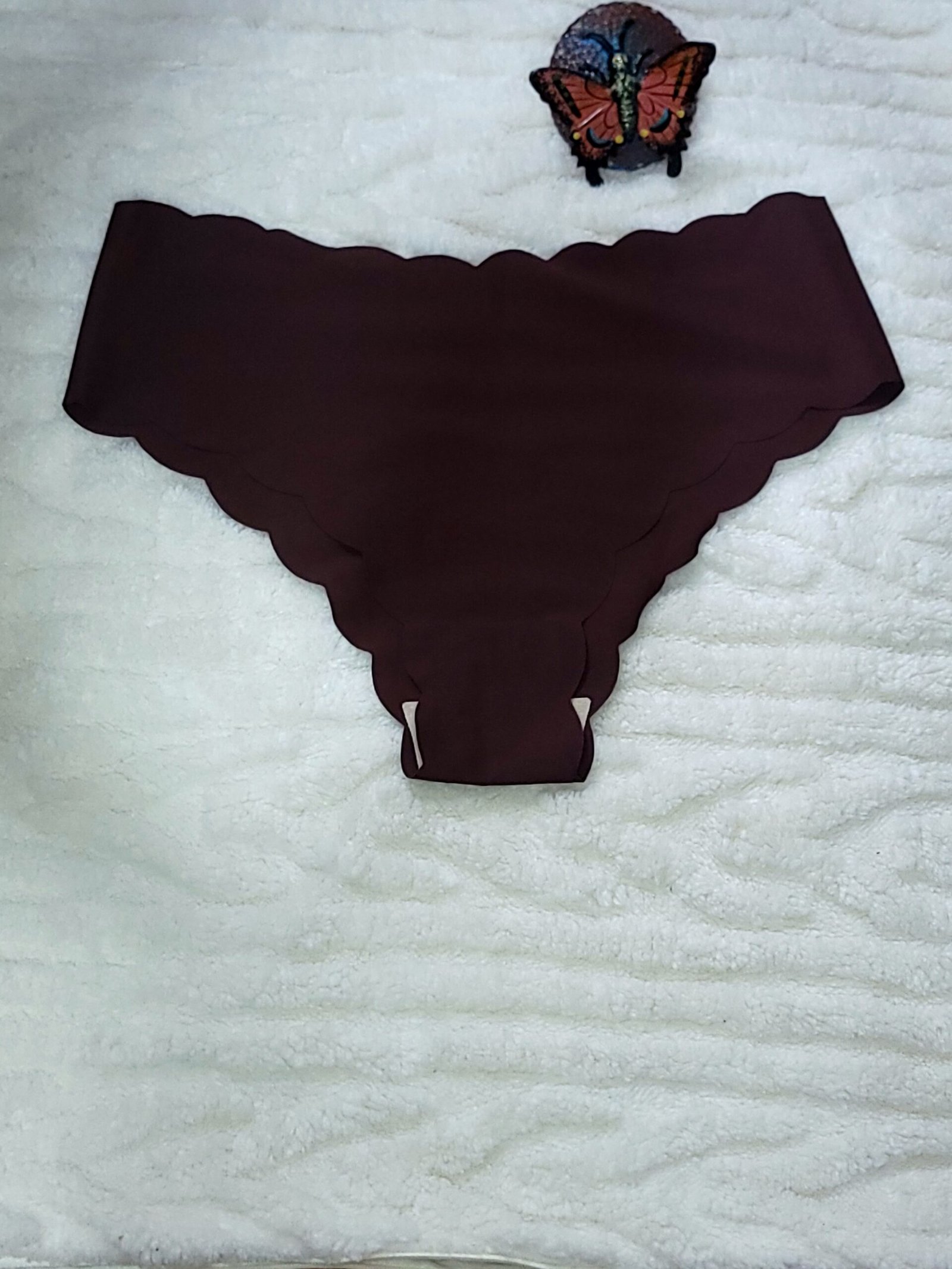 Calzón femenino de corte cómodo con bordes ondulados talla M - Imagen 6