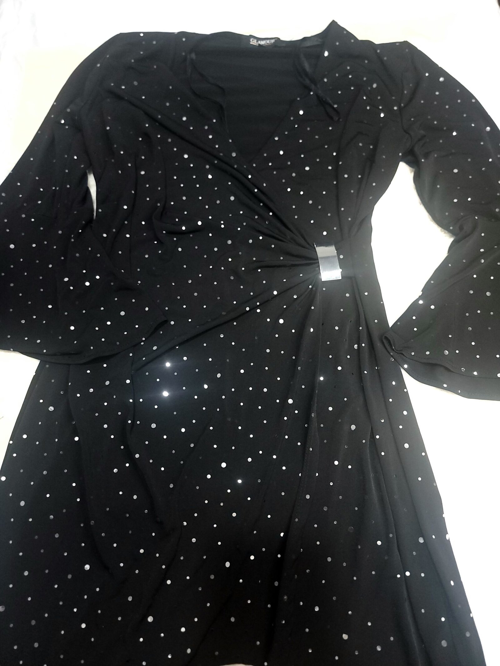 Vestido Midi con Escote en V, Estampado de Estrellas y Detalle Fruncido - Imagen 2