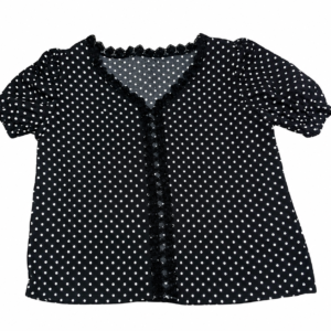 Blusa de Lunares con Detalles de Encaje