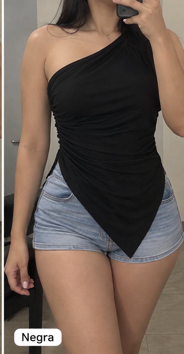 Blusa de Un Solo Hombro con Fruncido Color Negro – Talla M - Imagen 2