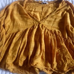 Blusa mostaza