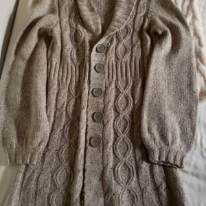 Cárdigan Beige Tejido con Trenzas